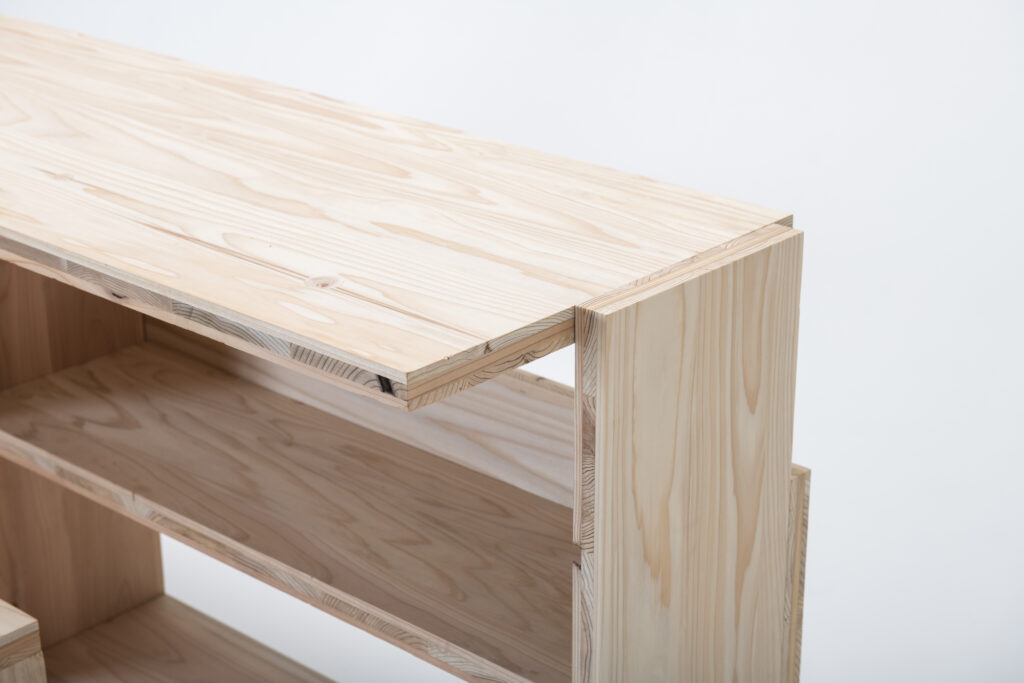 杉材で作る子供のための机と棚 | 日本の森林や林業を守ることに寄与する杉材で作る子供家具